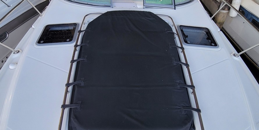 Chaparral 330 Signature