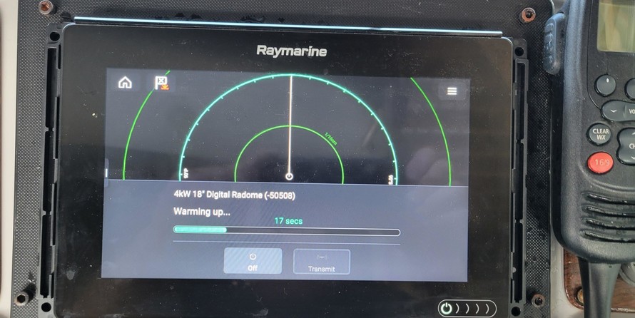 Chaparral 330 Signature