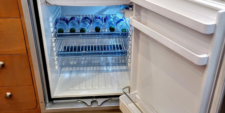 Chaparral 330 Signature