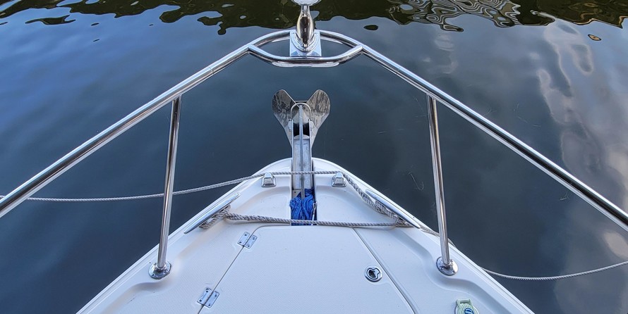 Chaparral 330 Signature