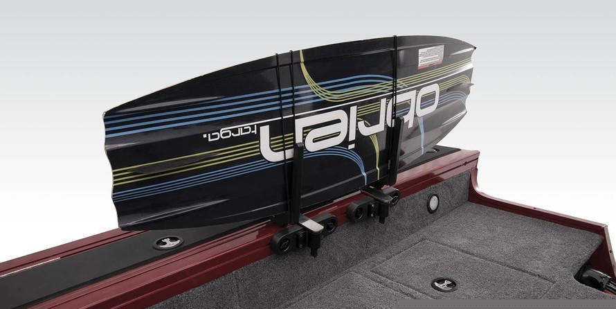 Tracker Targa V-18 WT