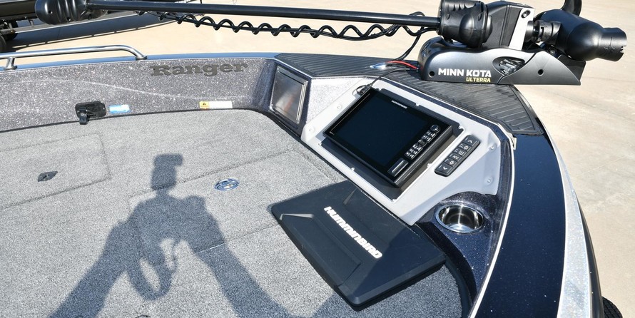 Everglades 230 cc w/ 250 verado