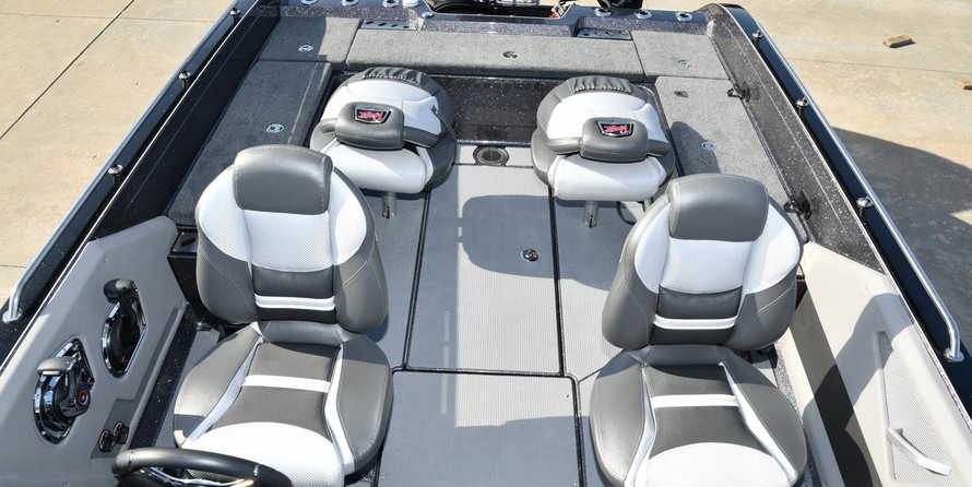 Everglades 230 cc w/ 250 verado