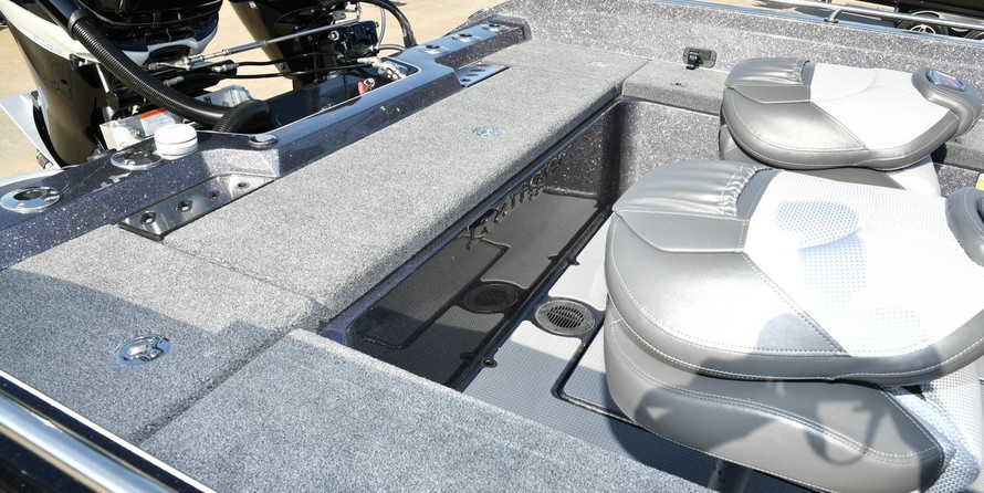 Everglades 230 cc w/ 250 verado