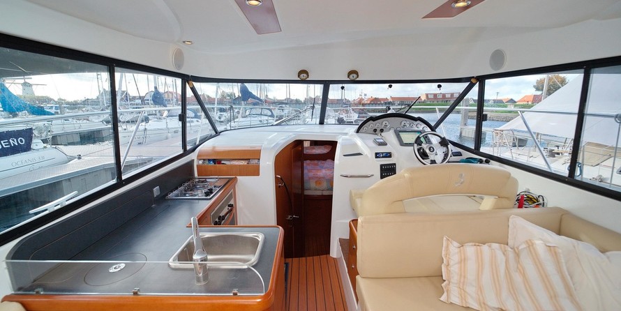Beneteau Antares 36