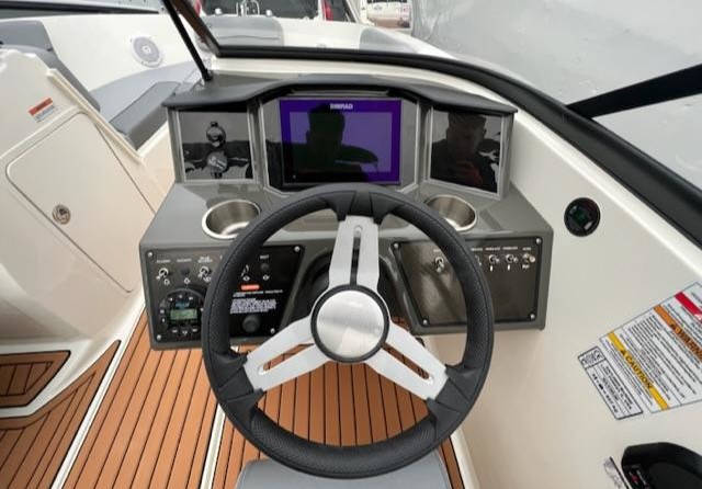 Bayliner VR5 BOWRIDER