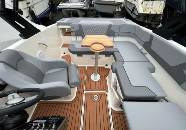 Bayliner VR5 BOWRIDER