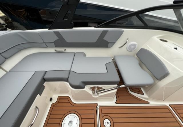 Bayliner VR5 BOWRIDER