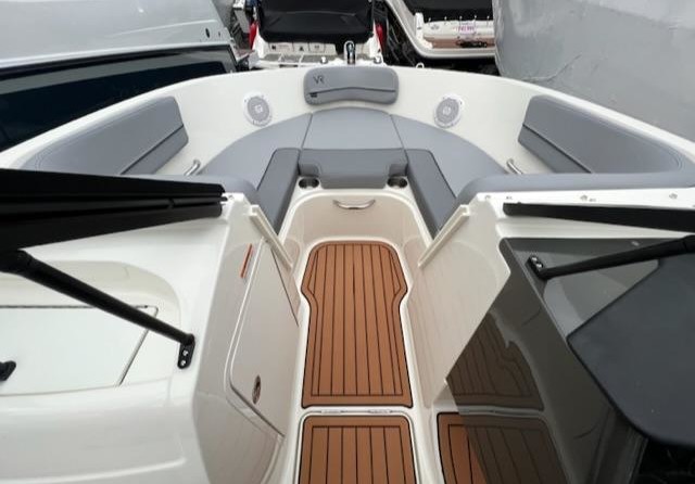 Bayliner VR5 BOWRIDER