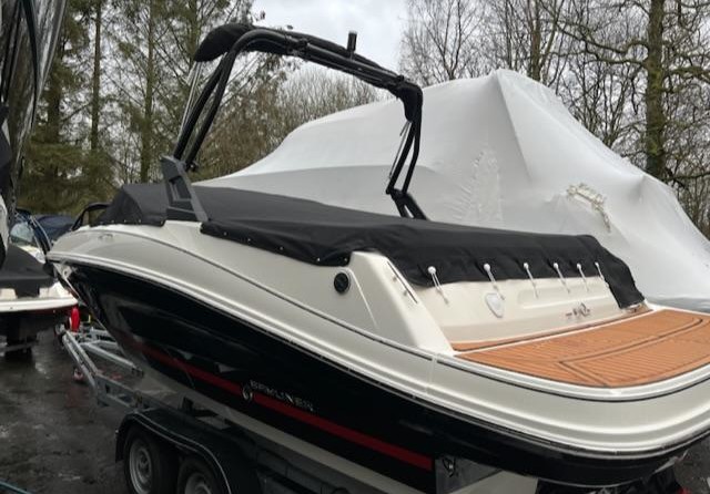 Bayliner VR5 BOWRIDER