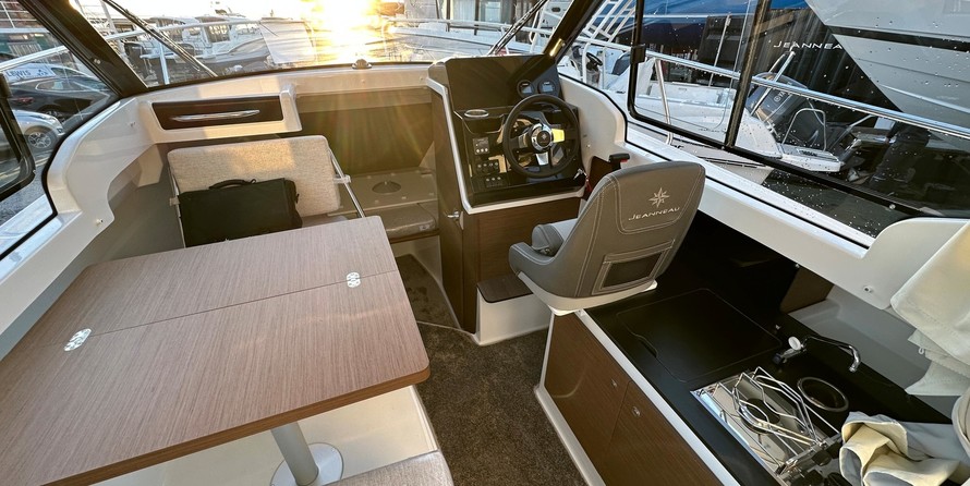 Jeanneau Merry Fisher 695