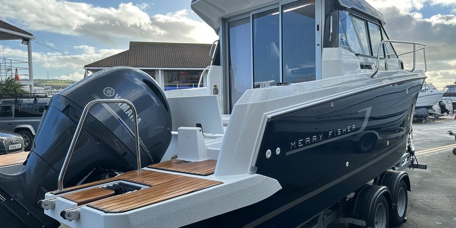 Jeanneau Merry Fisher 695