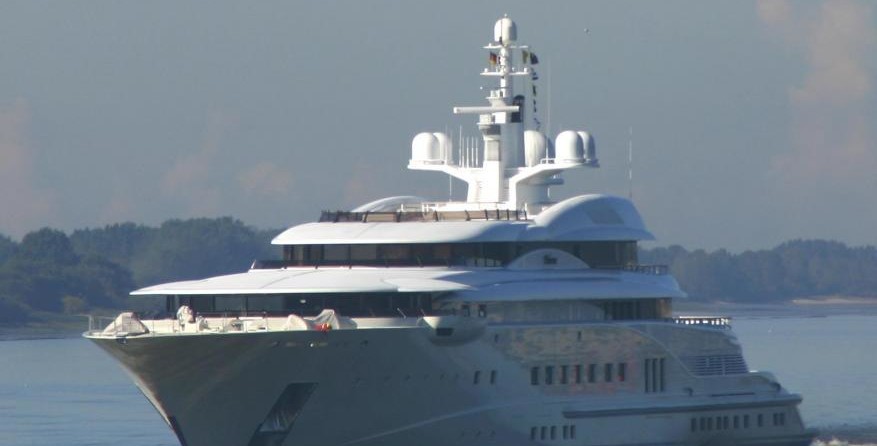 Lurssen Pelorus