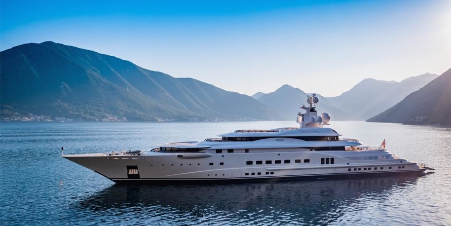 Lurssen Pelorus