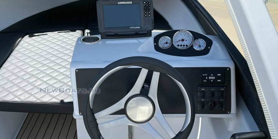 Катер Феникс 530 HT