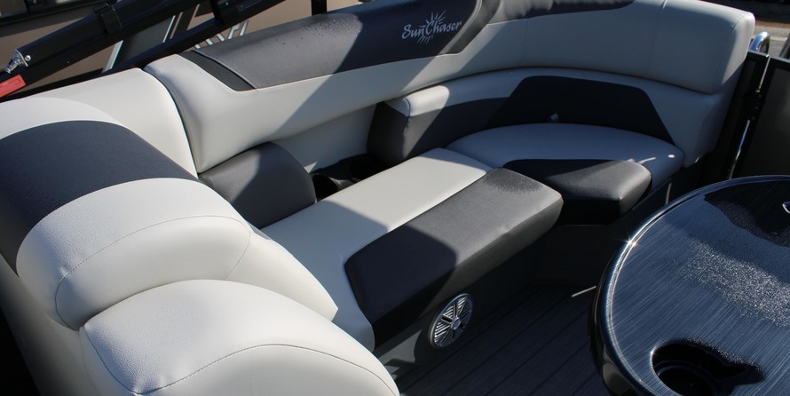 Sunchaser Boats Geneva Sport 24 LR DH Sport