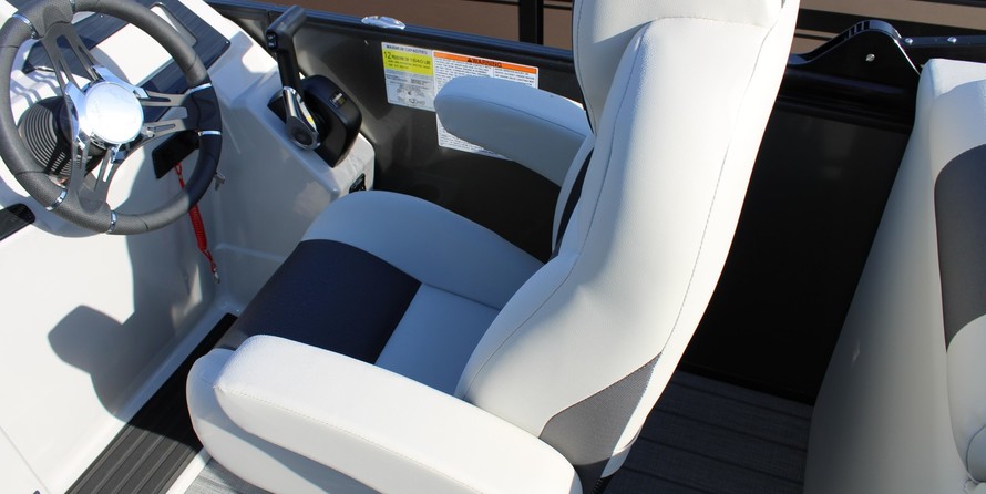 Sunchaser Boats Geneva Sport 24 LR DH Sport