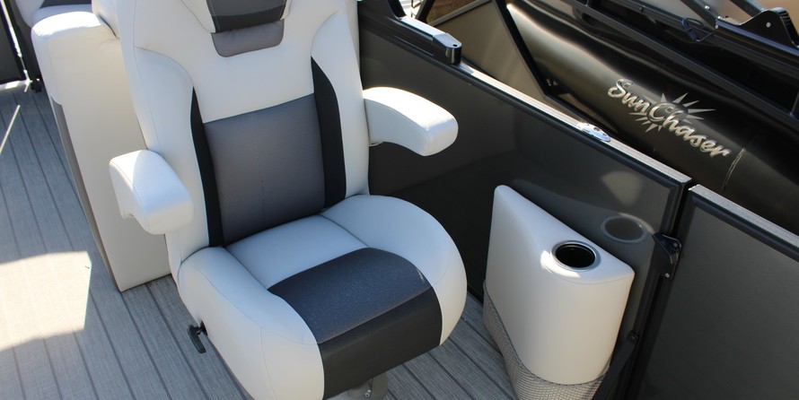 Sunchaser Boats Geneva Sport 24 LR DH Sport