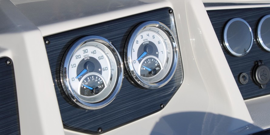 Sunchaser Boats Geneva Sport 24 LR DH Sport