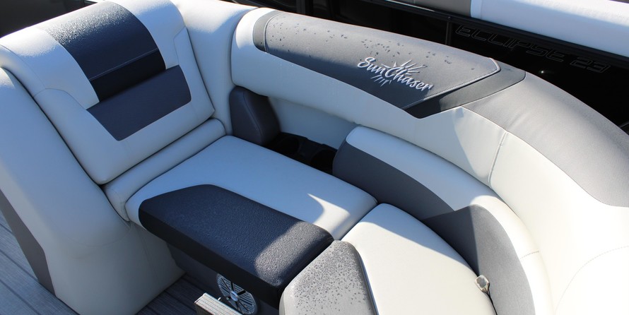 Sunchaser Boats Geneva Sport 24 LR DH Sport