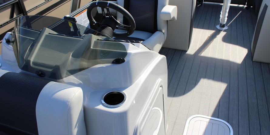 Sunchaser Boats Geneva Sport 24 LR DH Sport