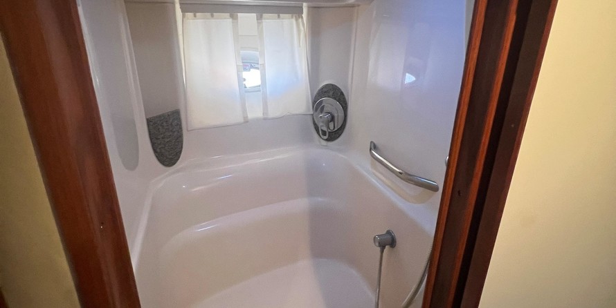 44 Sea Ray Sundancer