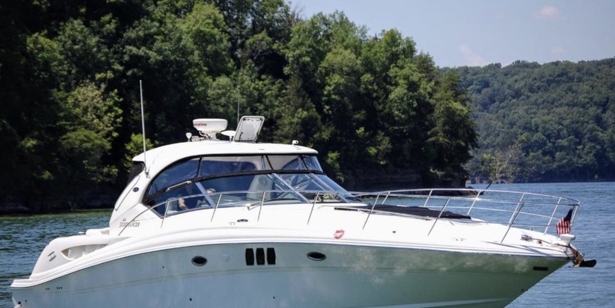 44 Sea Ray Sundancer