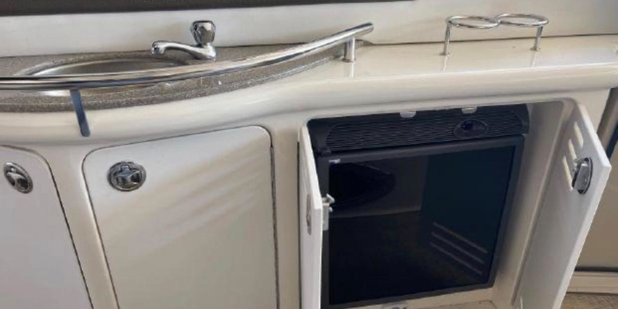 44 Sea Ray Sundancer