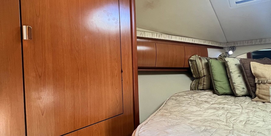 44 Sea Ray Sundancer