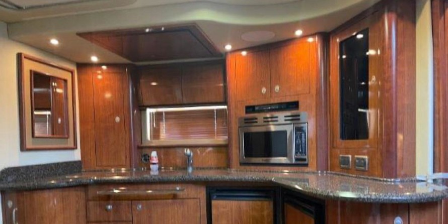 44 Sea Ray Sundancer