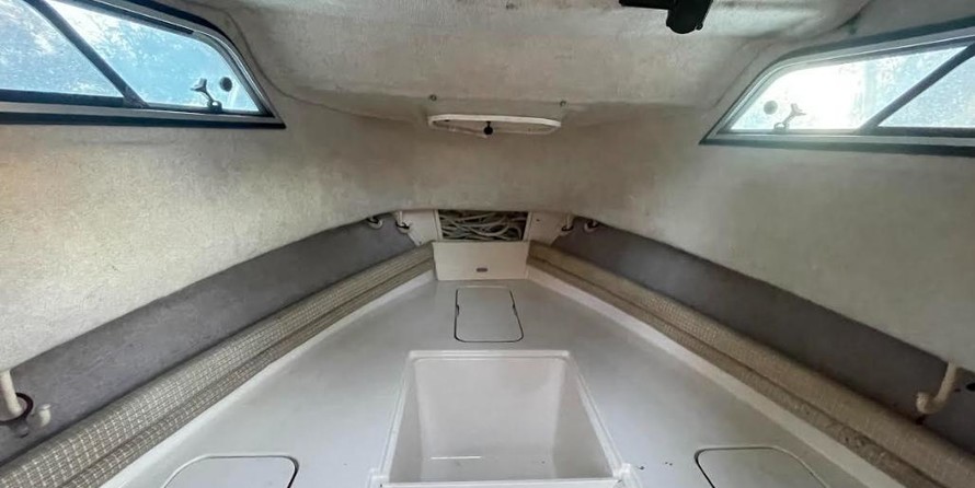 Grady-White Adventure 208