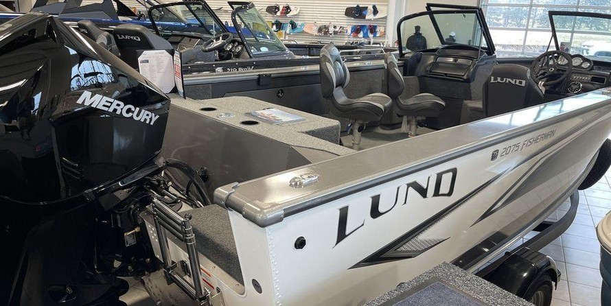 Lund Boats 2075 Pro-V Sport