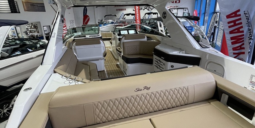 Sea Ray 310 SLX