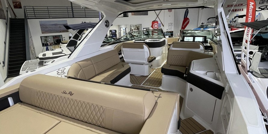 Sea Ray 310 SLX