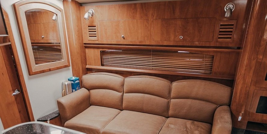 Four winns 378 vista