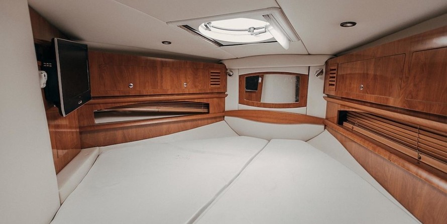 Four winns 378 vista