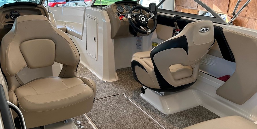 Chaparral 19 H2O Ski & Fish