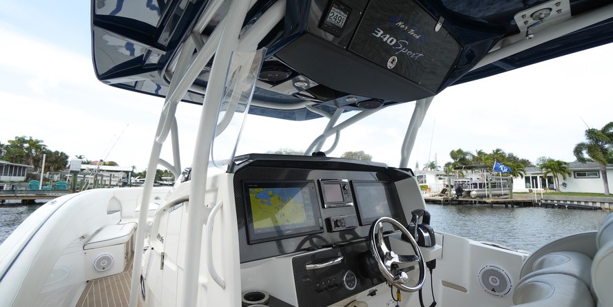 Nor-tech 340 Sport Open