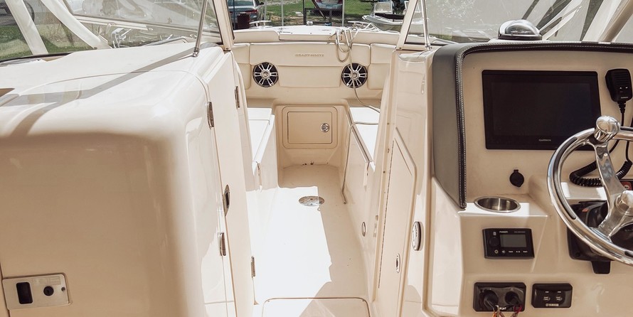 Grady-White Freedom 275