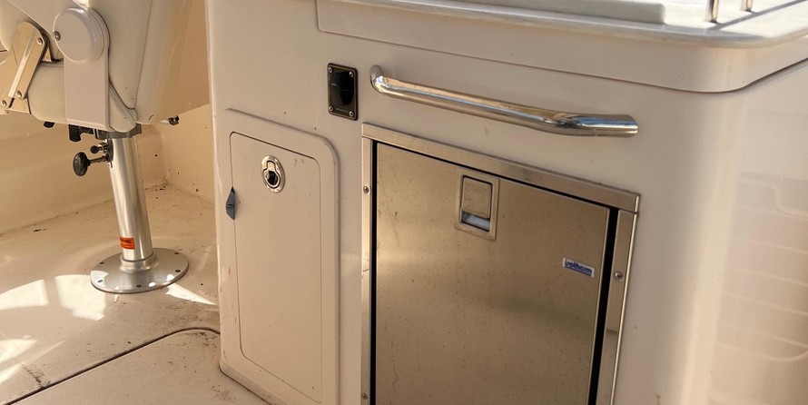 Grady-White Freedom 275