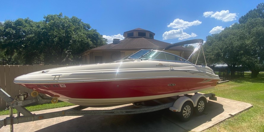 Sea Ray 220 Sundeck