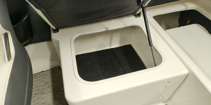 Regal 2100 RX Surf