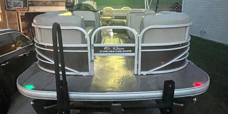 Sun Tracker SportFish 22 XP3