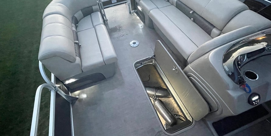 Sun Tracker SportFish 22 XP3