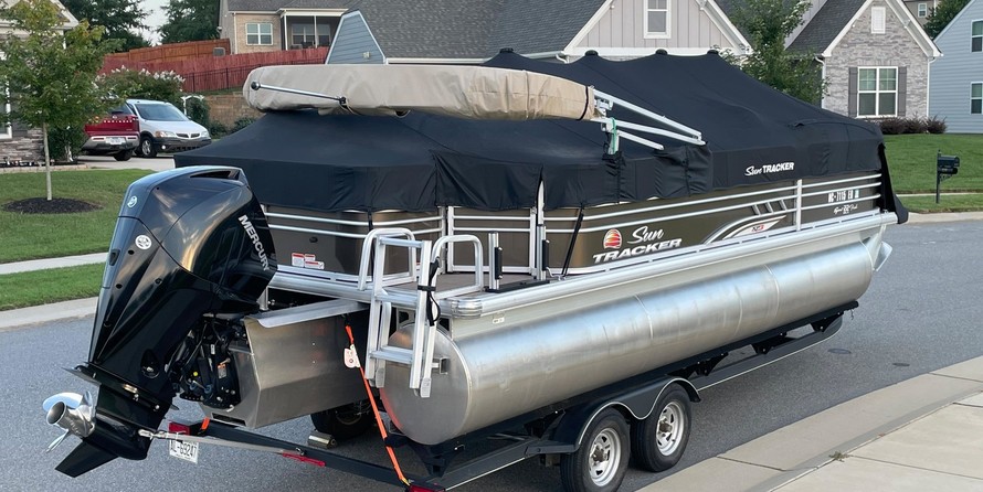 Sun Tracker SportFish 22 XP3