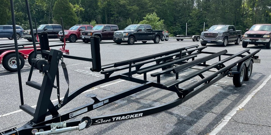 Sun Tracker SportFish 22 XP3