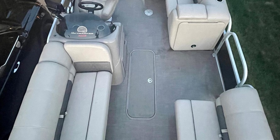 Sun Tracker SportFish 22 XP3