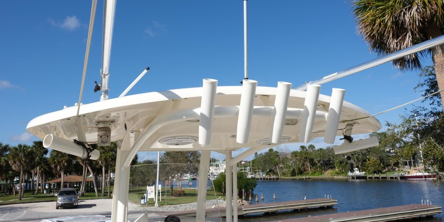Cobia 217 center console
