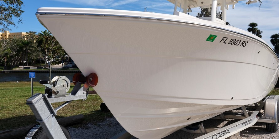 Cobia 217 center console