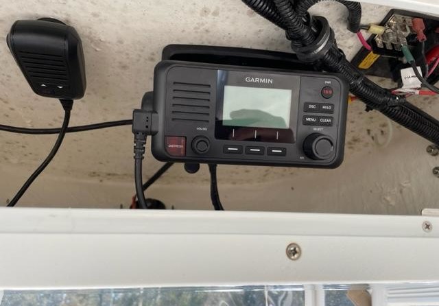 Sea Ray hunt ultra 211